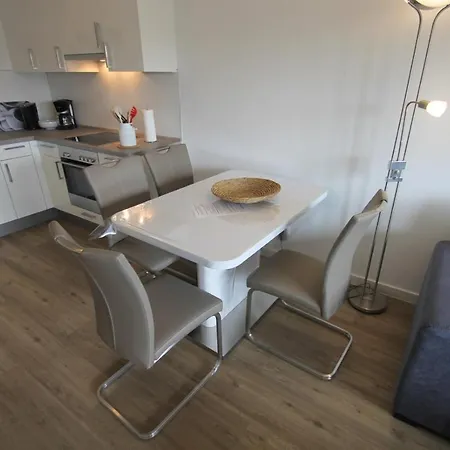 2102 - Strandwiese *